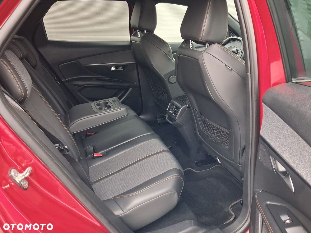 Peugeot 3008 PureTech 130 Stop & Start GPF Allure Business-Paket - 32