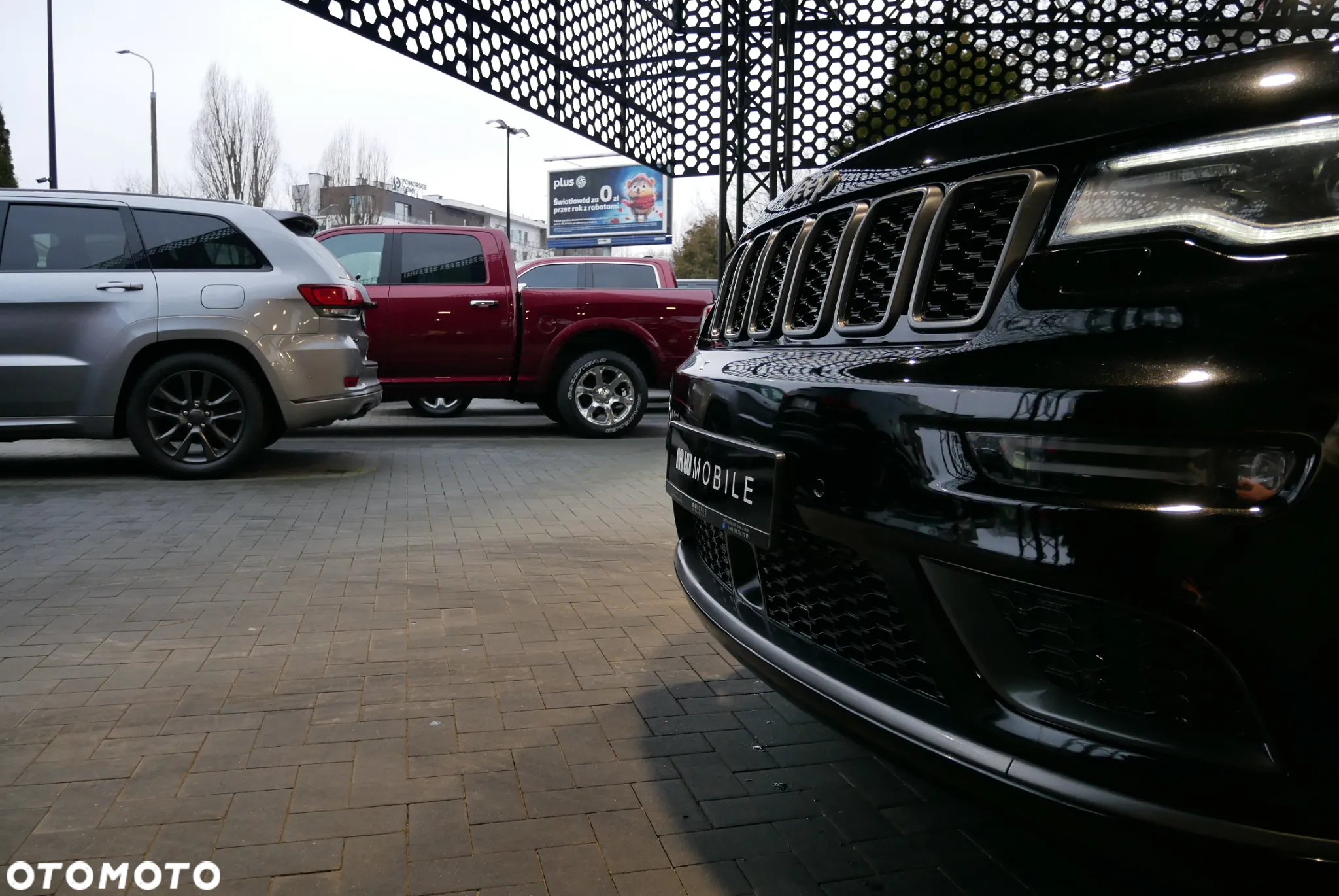 Jeep Grand Cherokee - 33