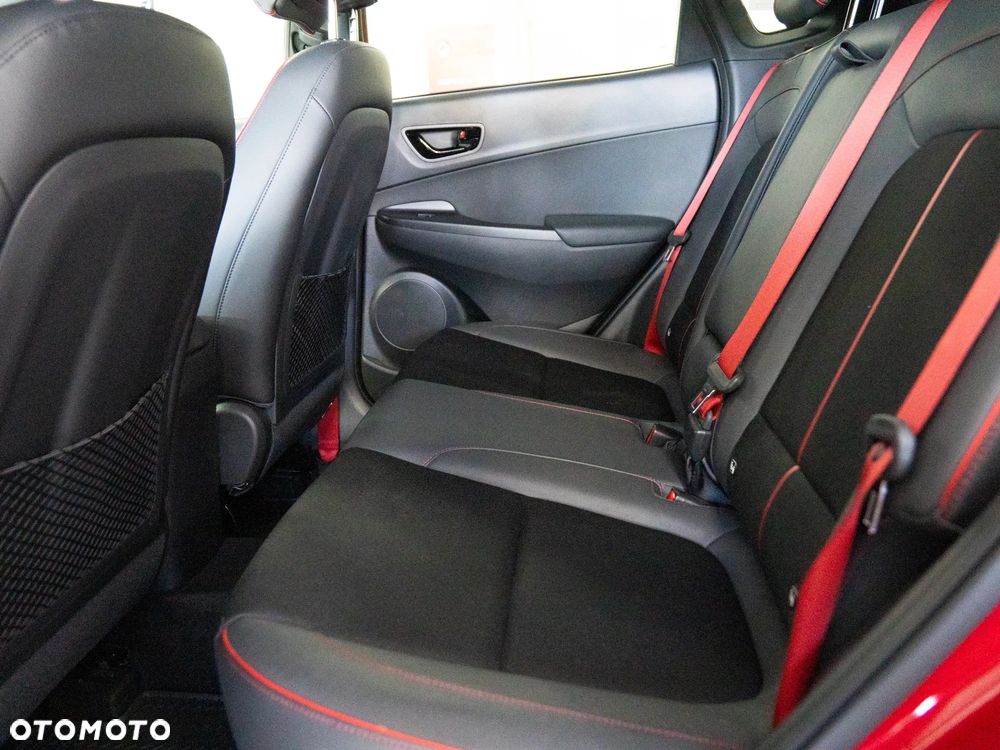 Hyundai Kona 1.6 T-GDI Premium 4WD DCT - 38