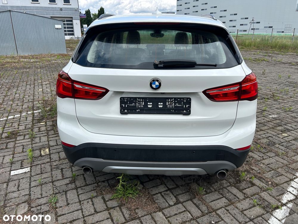BMW X1 xDrive25d xLine - 4