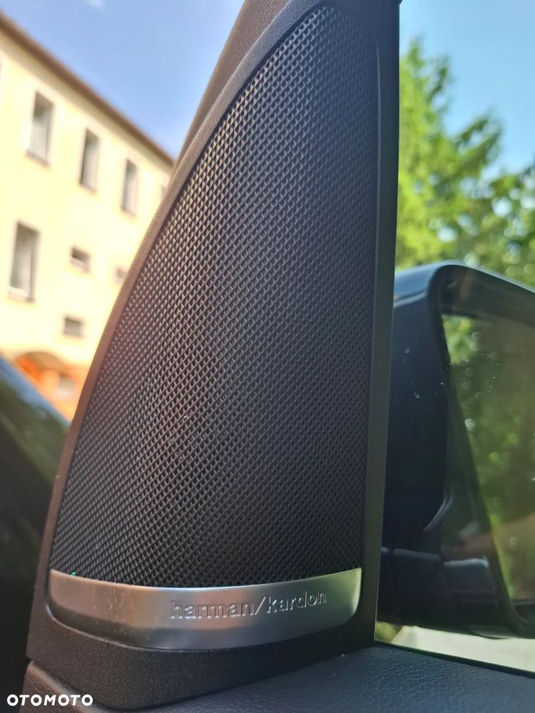Mercedes-Benz GLS - 37