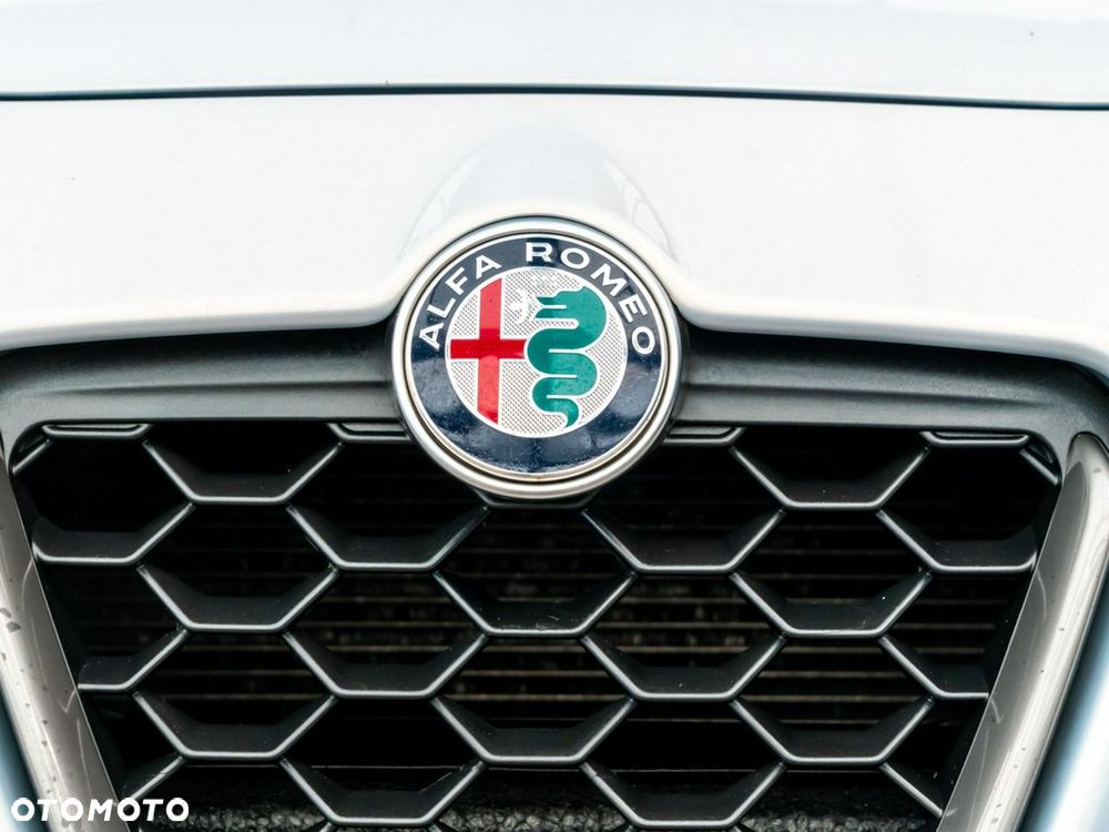 Alfa Romeo Giulietta 1.4 TB MultiAir Exclusive TCT - 11