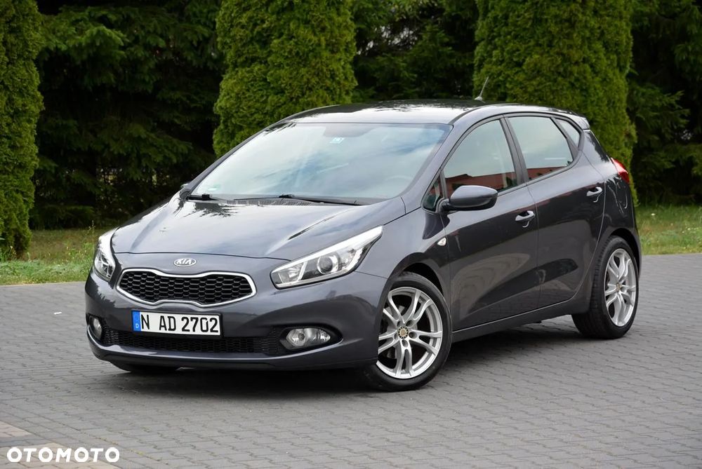 Kia Ceed 1.4 CVVT Dream Team Edition - 5