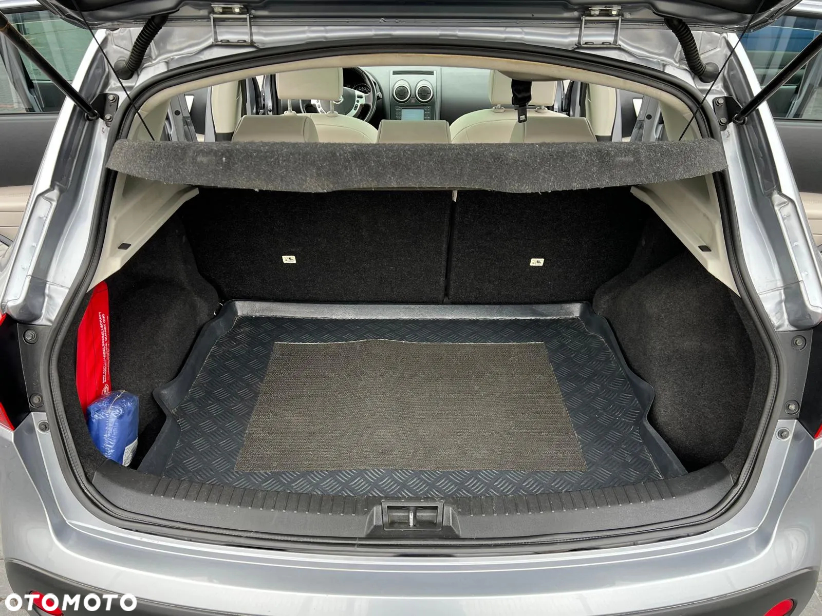 Nissan Qashqai 2.0 dCi 4 x 4 DPF tekna - 22