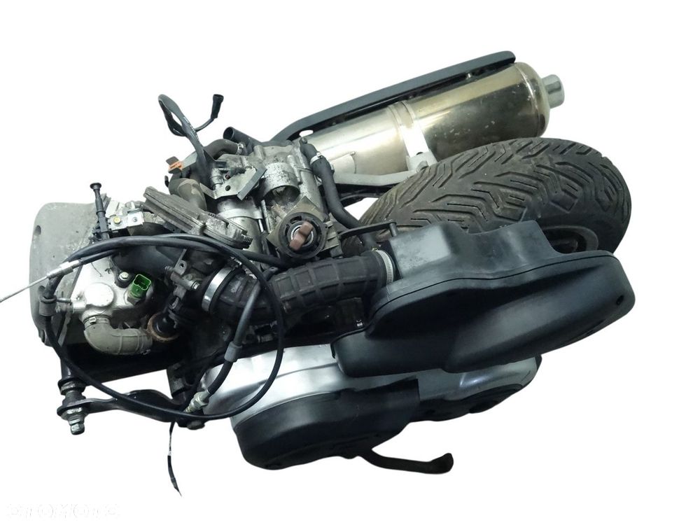 Silnik gotowy do montażu Piaggio Mp3 Satelis 400 m747m - 2