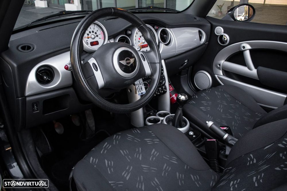 MINI Cabrio Cooper - 24