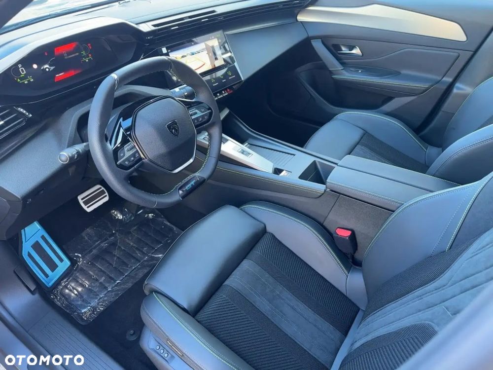 Peugeot 408 1.2 PureTech mHEV GT Exclusive S&S e-DCS6 - 9