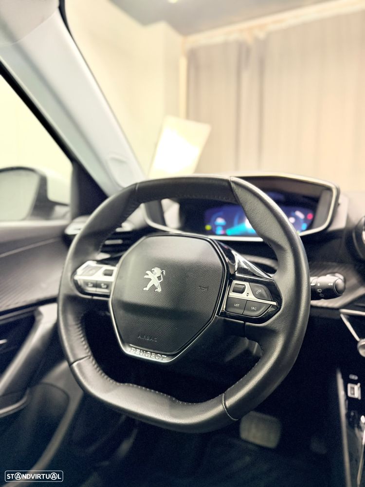 Peugeot e-2008 50 kWh Allure - 17