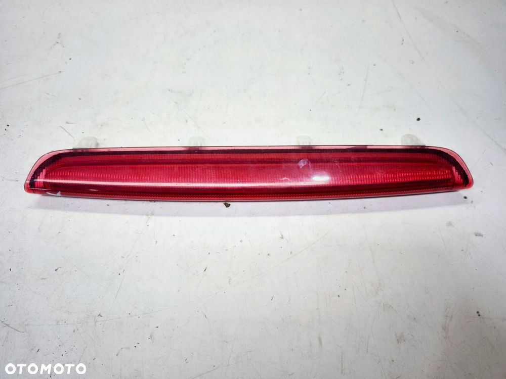 ŚWIATŁO STOP STOPU TRZECIE AUDI A3 8P LIFT 5-D 8P4945097C 1/25 - 4