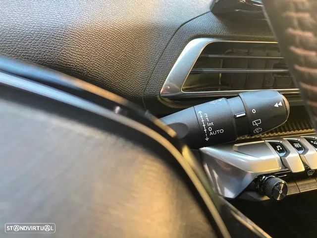Peugeot 3008 PureTech 130 Stop & Start GPF Active Pack - 13