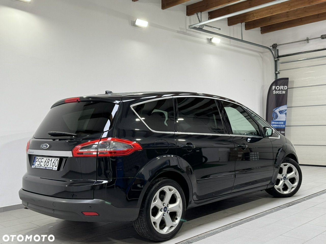 Ford S-Max - 10