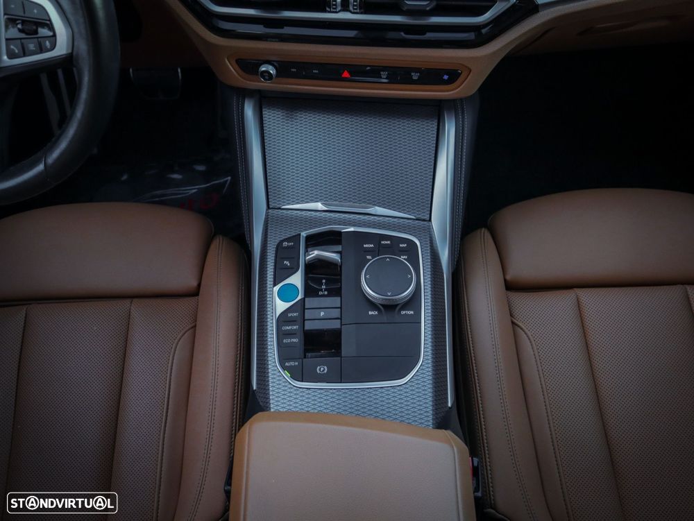 BMW i4 eDrive40 Pack Desportivo M - 39