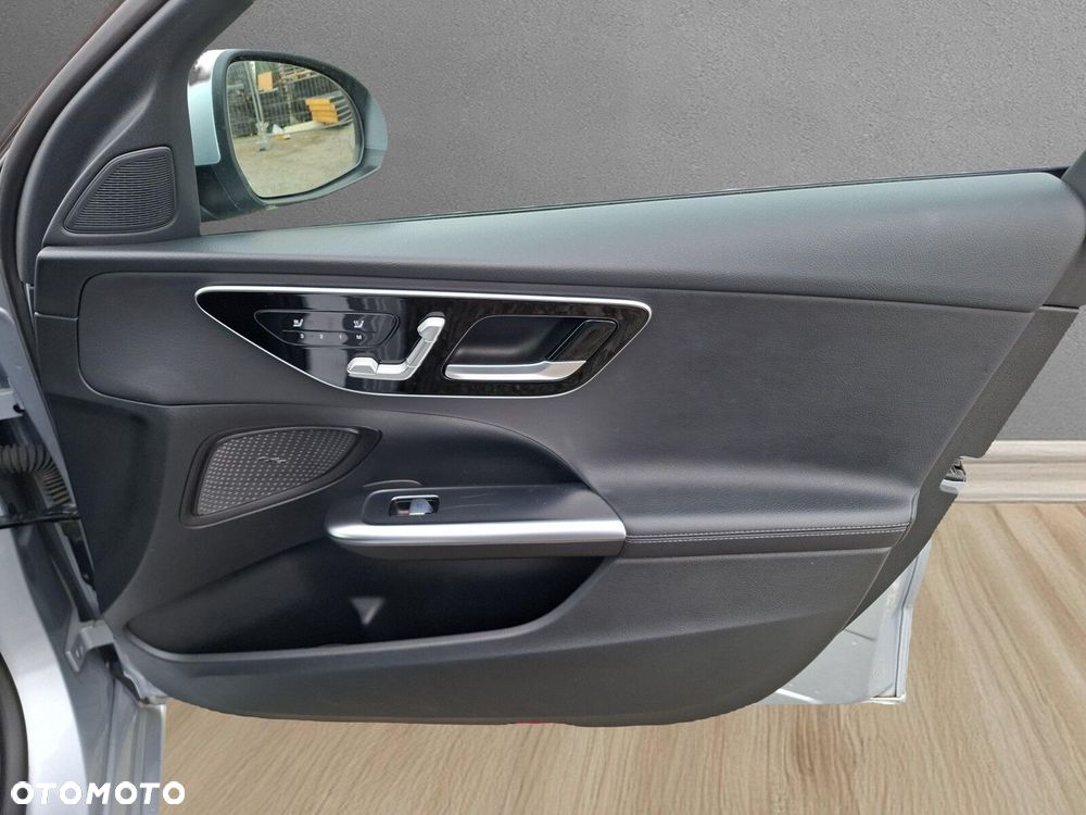 Mercedes-Benz Klasa C 220 d mHEV Avantgarde - 16