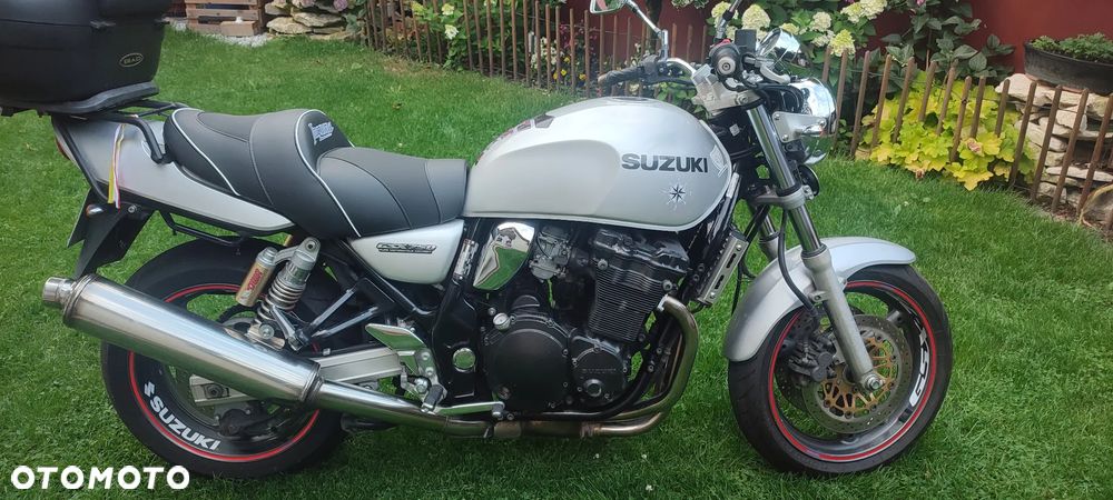 Suzuki GSX - 1