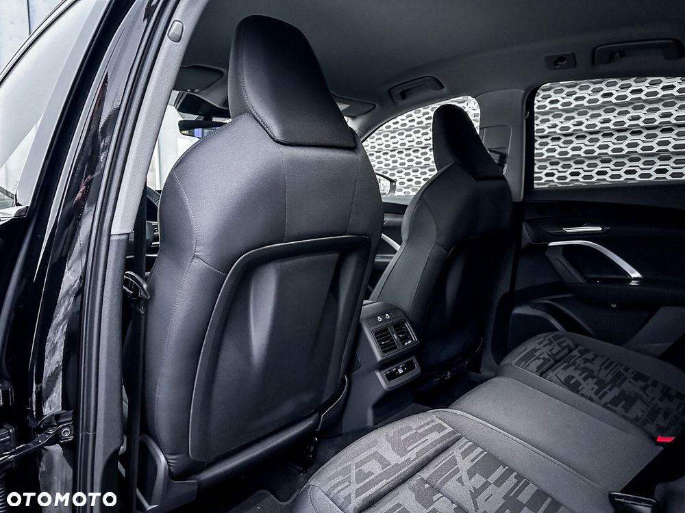 Audi Q5 Sportback - 34