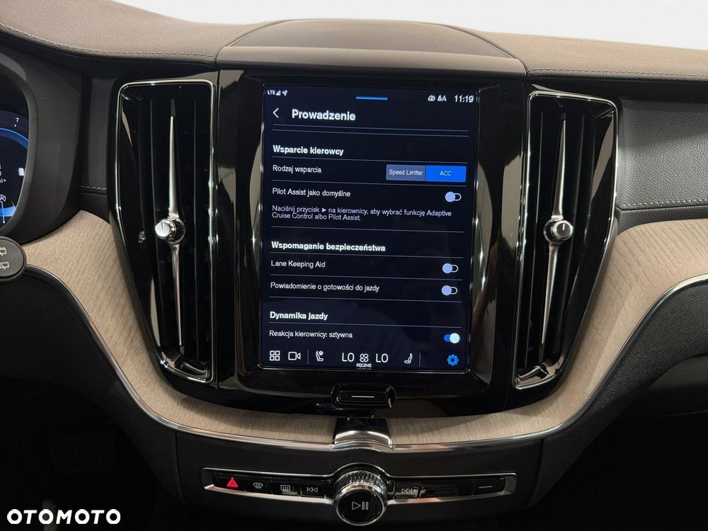 Volvo XC 60 - 28