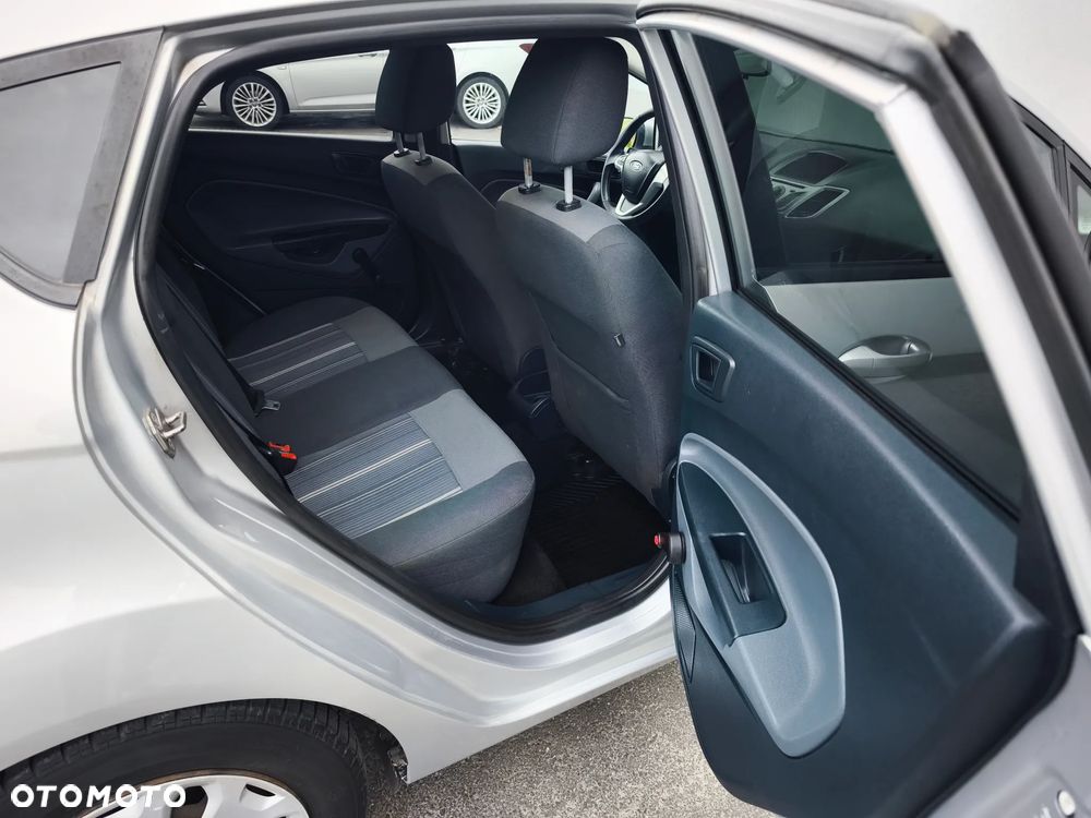 Ford Fiesta 1.6 TDCi Silver X - 17