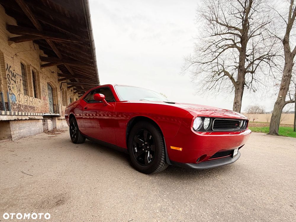 Dodge Challenger - 4