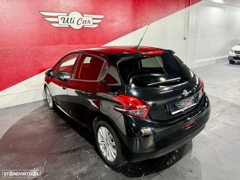 Peugeot 208 1.2 PureTech Style - 55