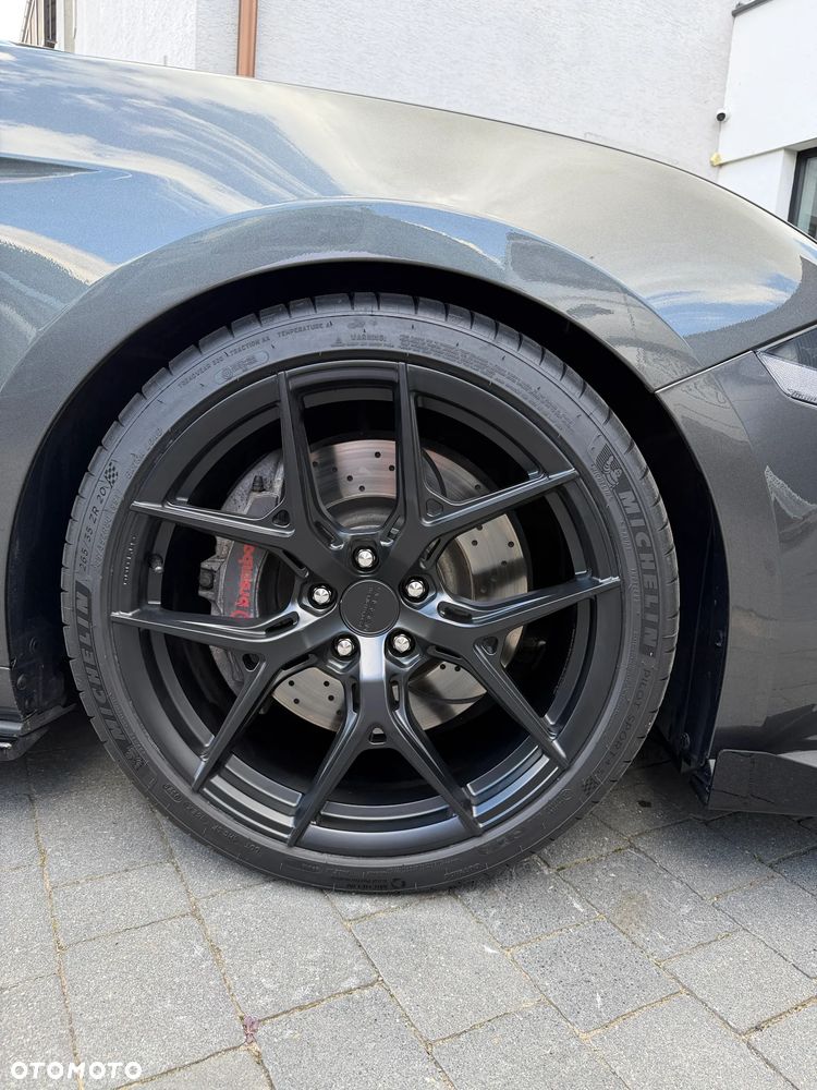Ford Mustang 5.0 V8 GT - 5