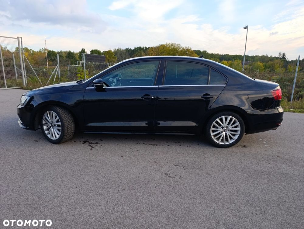 Volkswagen Jetta 1.4 TSI BMT Highline - 3