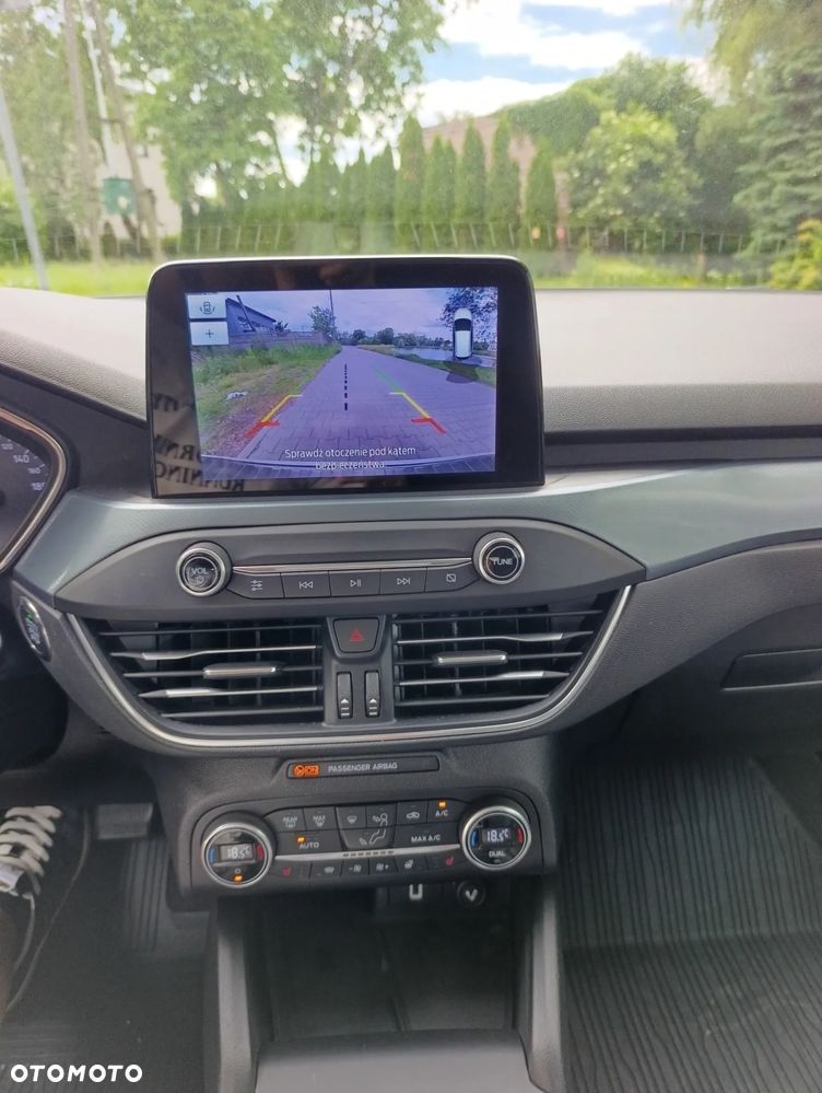 Ford Focus - 12