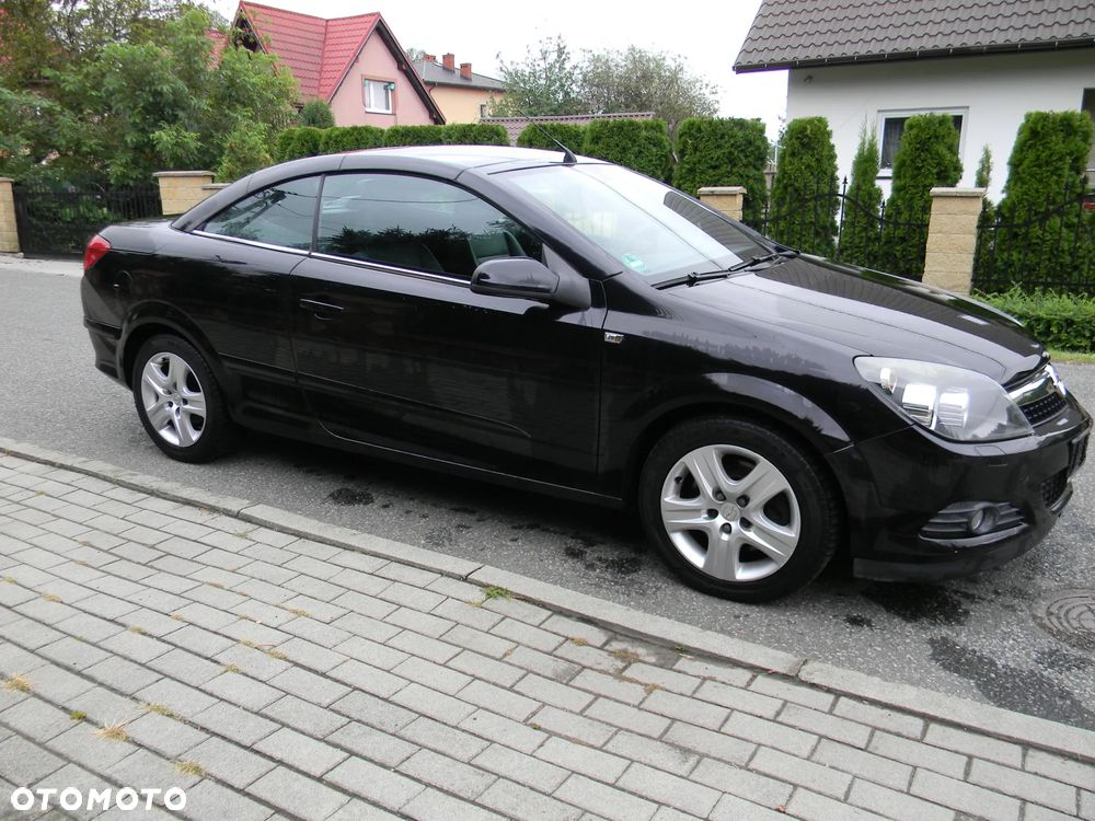 Opel Astra 1.9 CDTI DPF Edition - 17