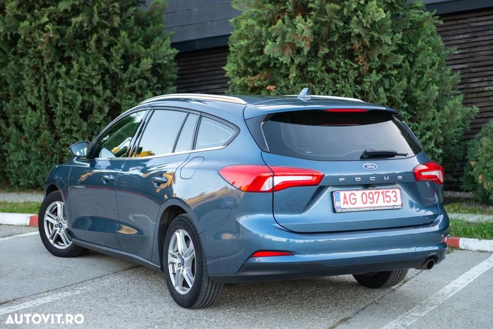 Ford Focus - 13
