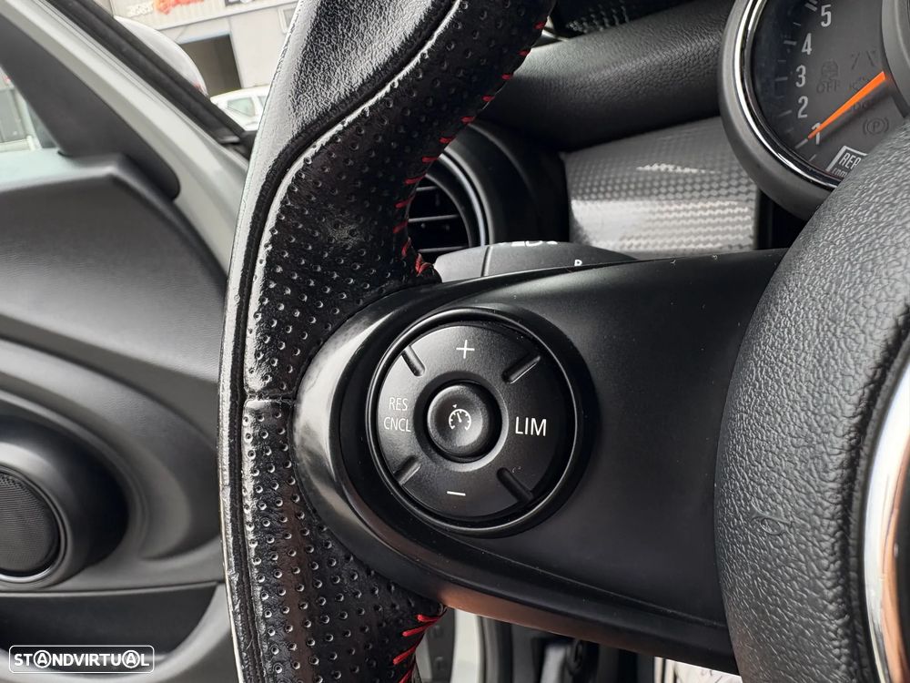 MINI 5 Portas Cooper D - 15