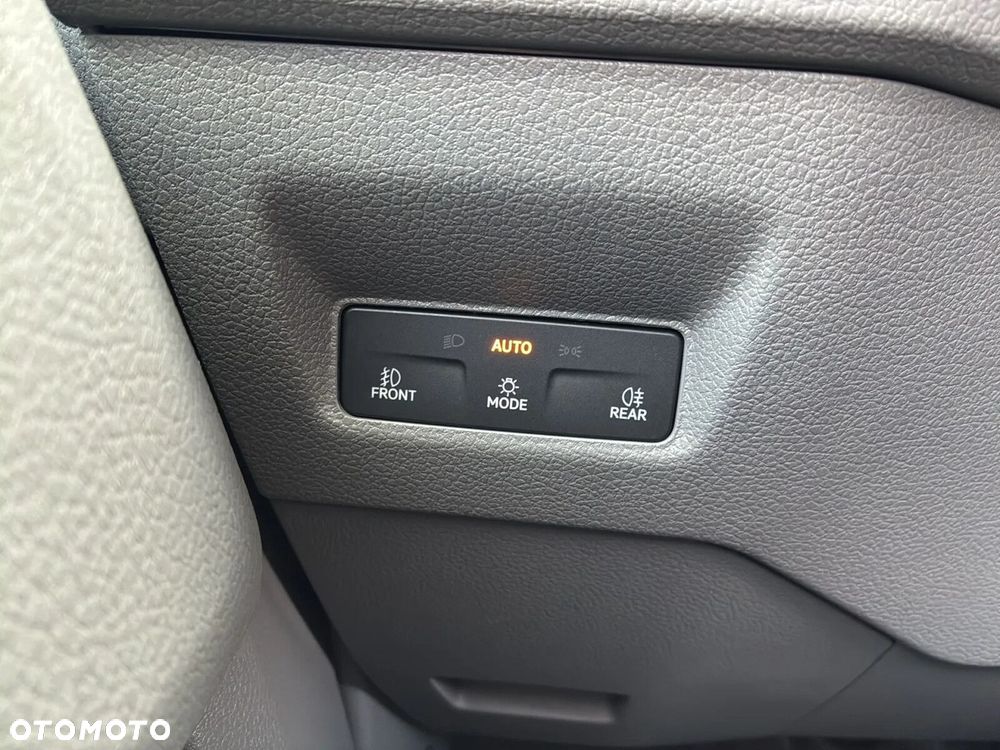 Volkswagen Crafter 35 Furgon Automat/LONG/L5H3, 2.0BiTDI 177KM, Automat, Wysoki dach, Long, r.o. 4490 - 31