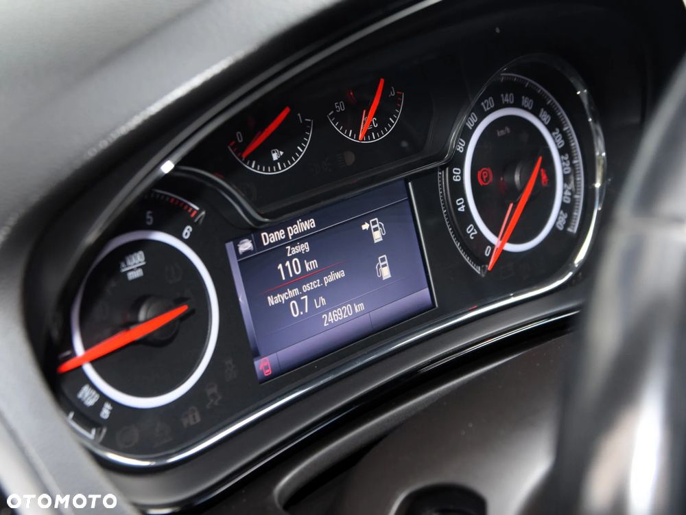 Opel Insignia 2.0 CDTI Cosmo ecoFLEX S&S - 23