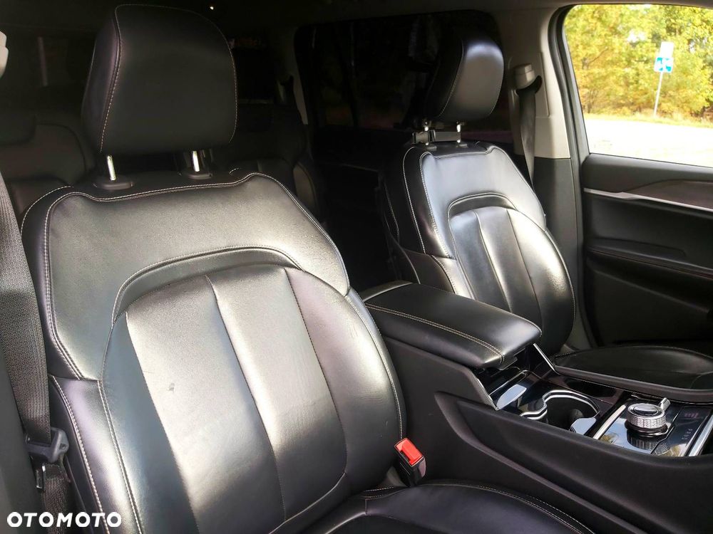 Jeep Grand Cherokee - 10