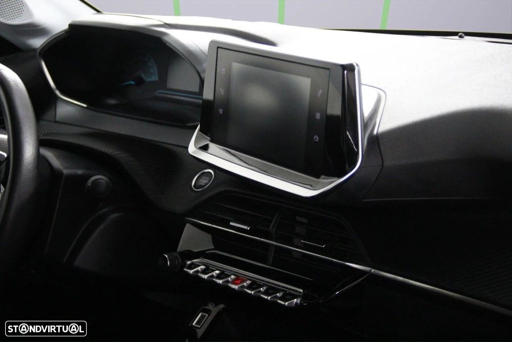Peugeot e-208 50 kWh Style — fotografia 7
