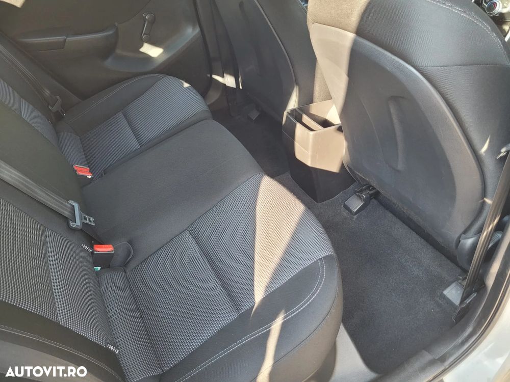 Hyundai i30 1.4 MPi Classic - 22