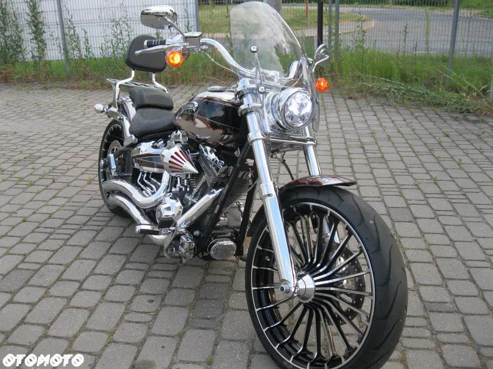 Harley-Davidson FXSB Breakout - 7