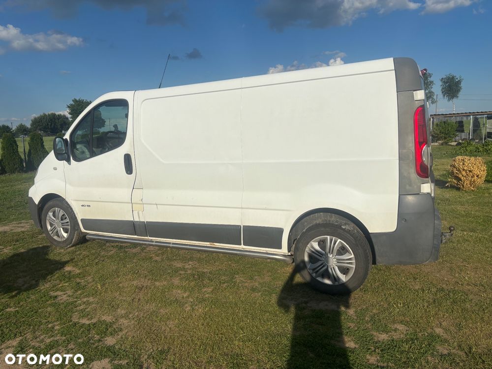 Renault Trafic - 2