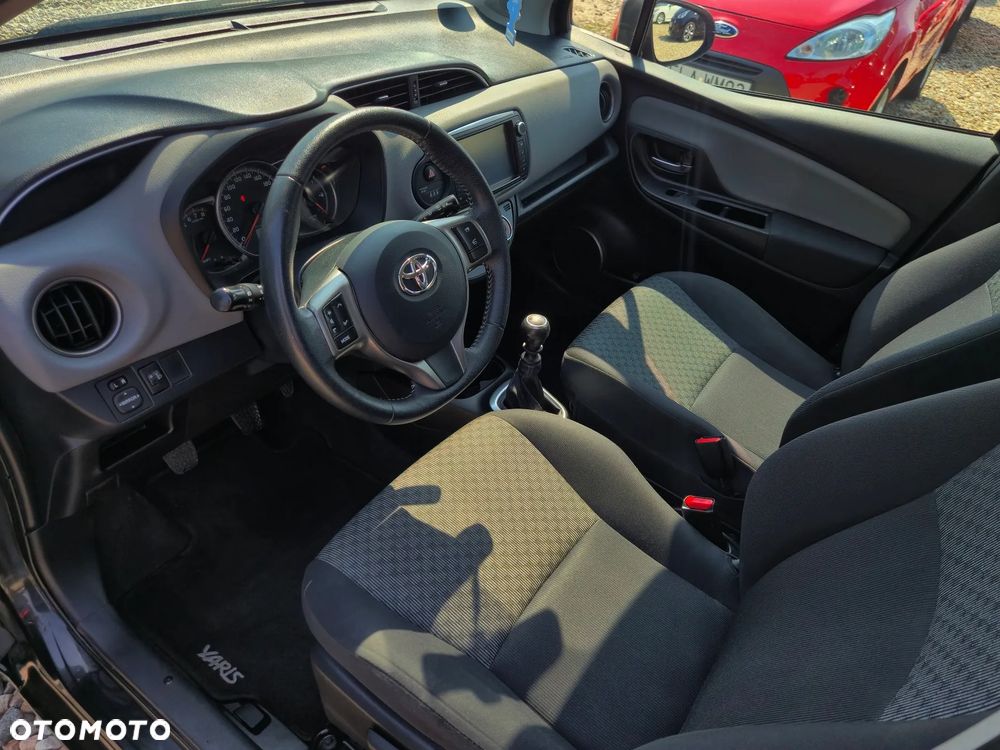 Toyota Yaris 1.33 Selection Vibe - 13
