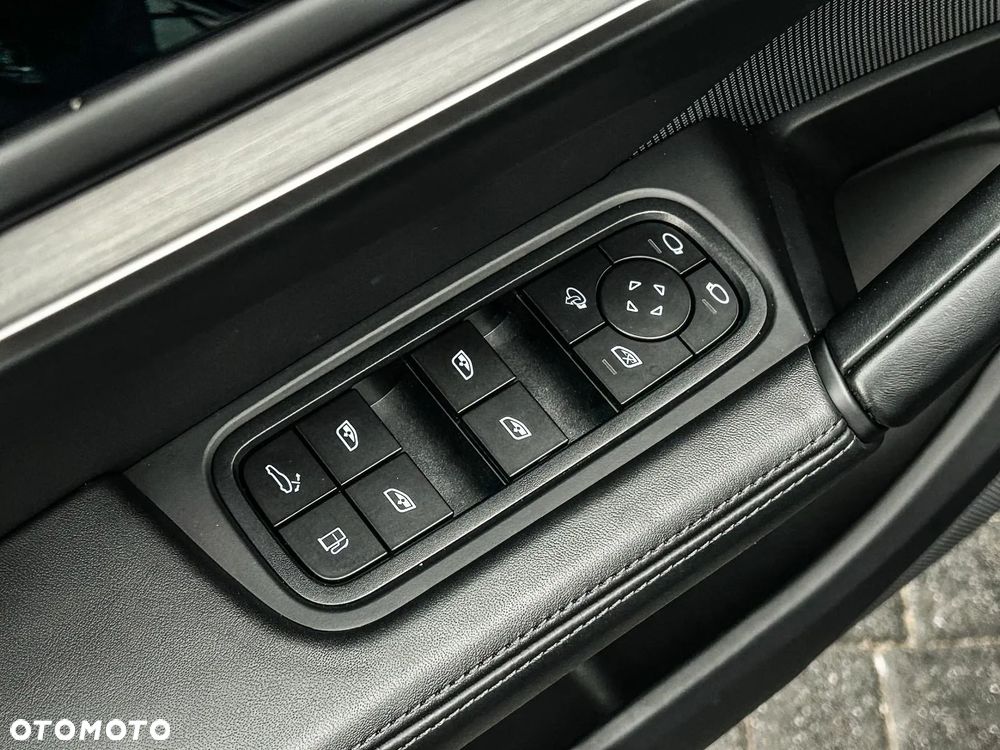 Porsche Cayenne E-Hybrid PHEV - 14