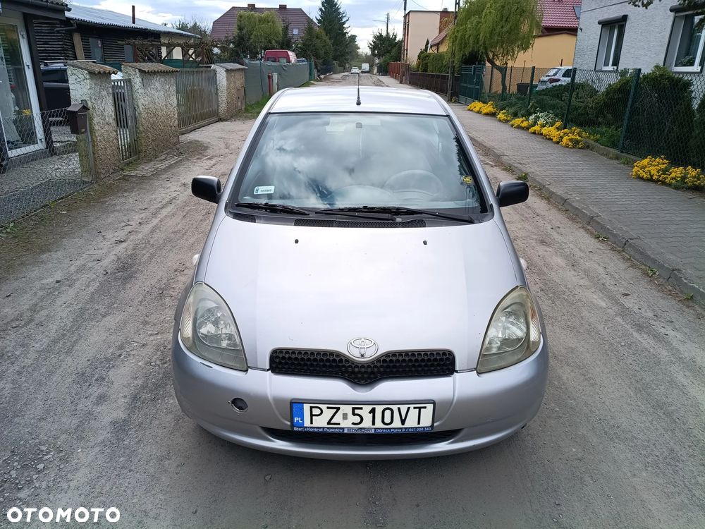 Toyota Yaris 1.0 Base - 7