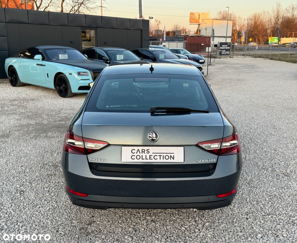 Skoda Superb 2.0 TDI Style DSG - 5