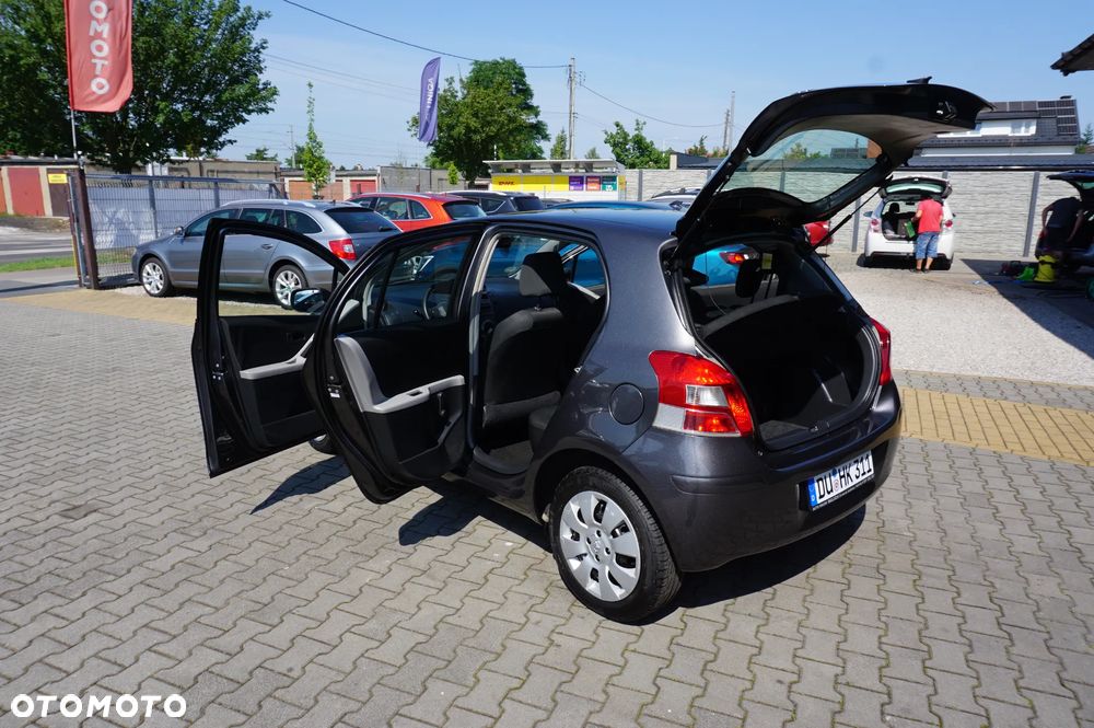 Toyota Yaris 1.33 VVT-i Cool - 13