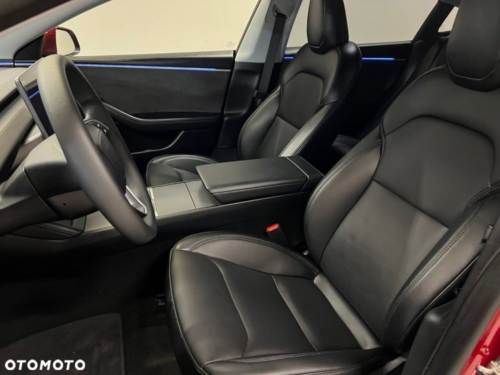 Tesla Model 3 - 33