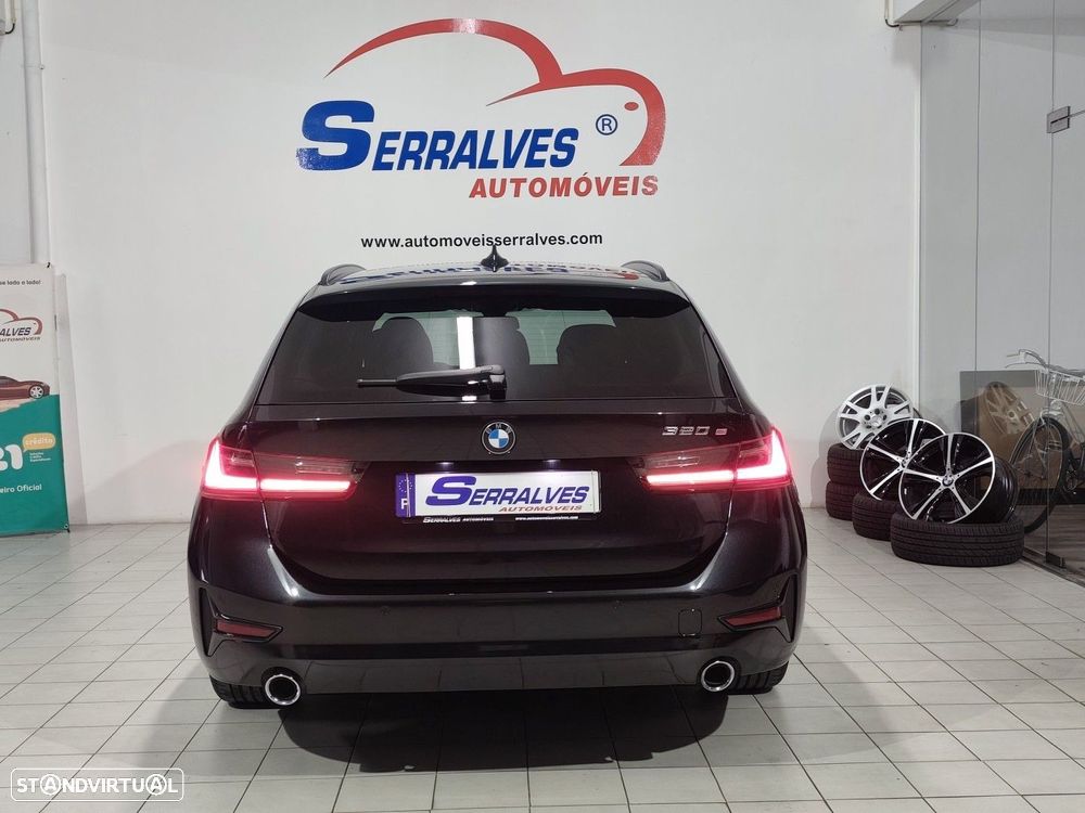 BMW 320 e Touring Auto - 6