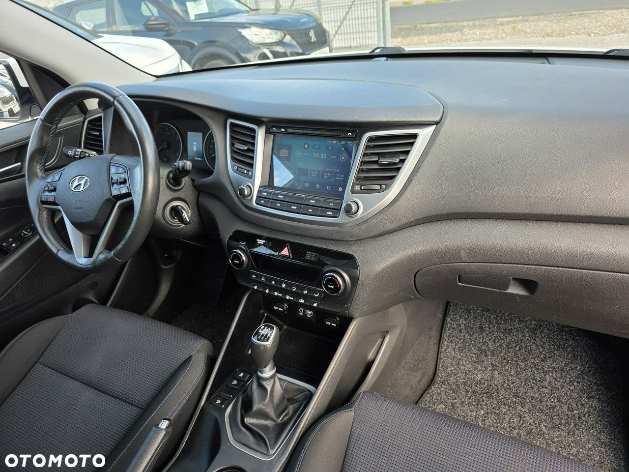 Hyundai Tucson 1.6 GDi 2WD Premium - 23