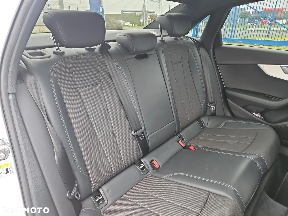 Audi A4 - 12