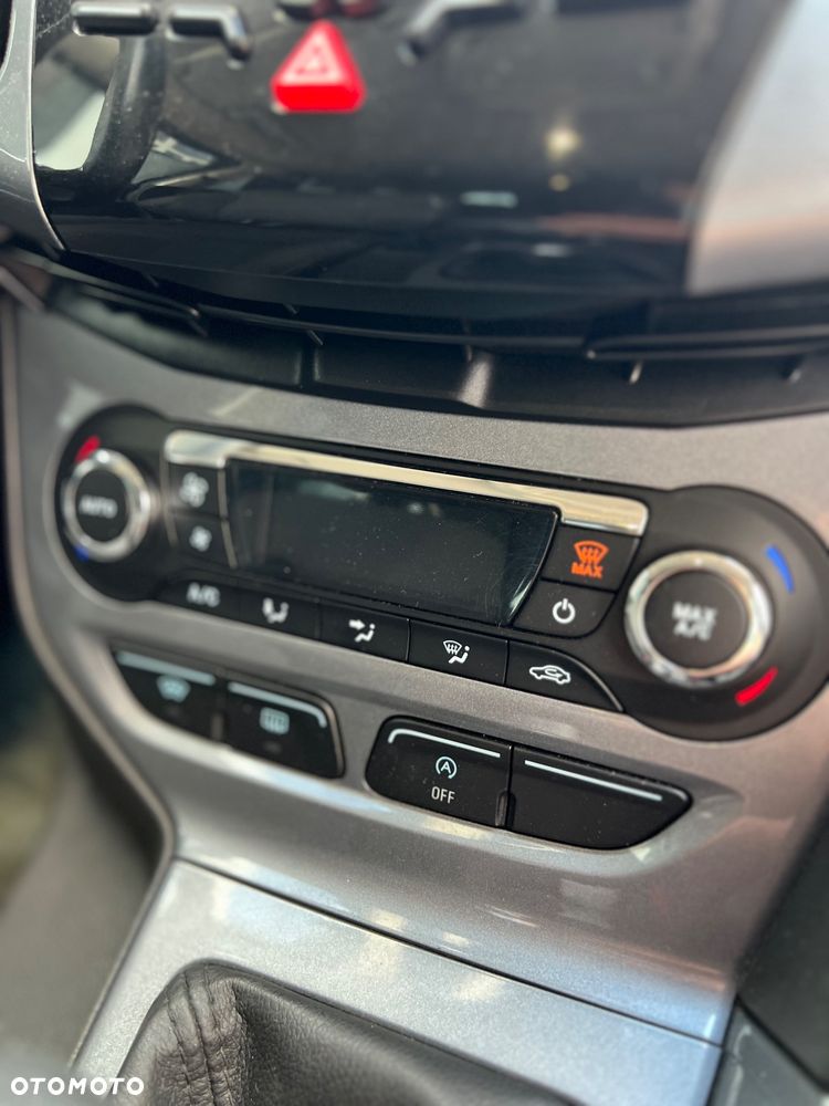 Ford Focus 1.6 EcoBoost Titanium - 10
