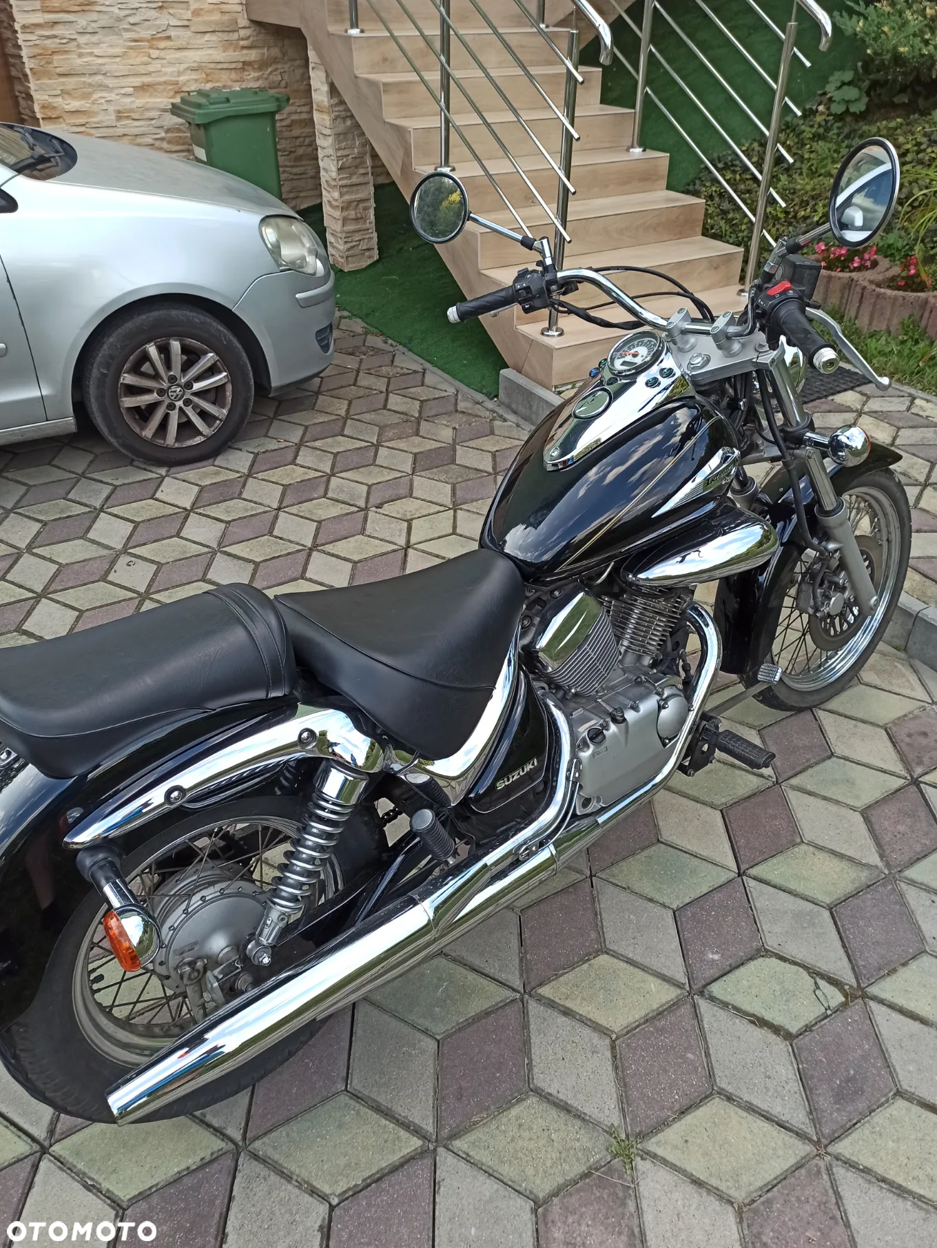 Suzuki Intruder - 2