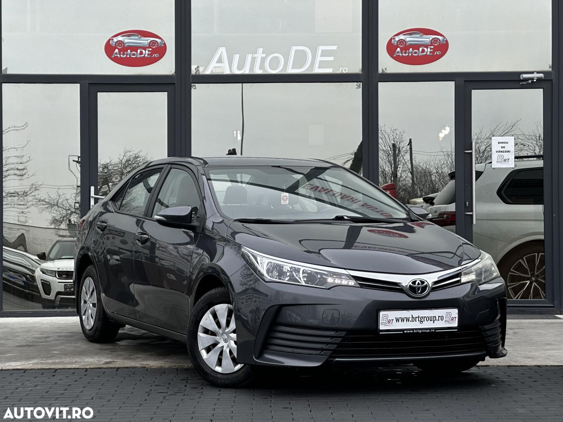 Toyota Corolla - 2