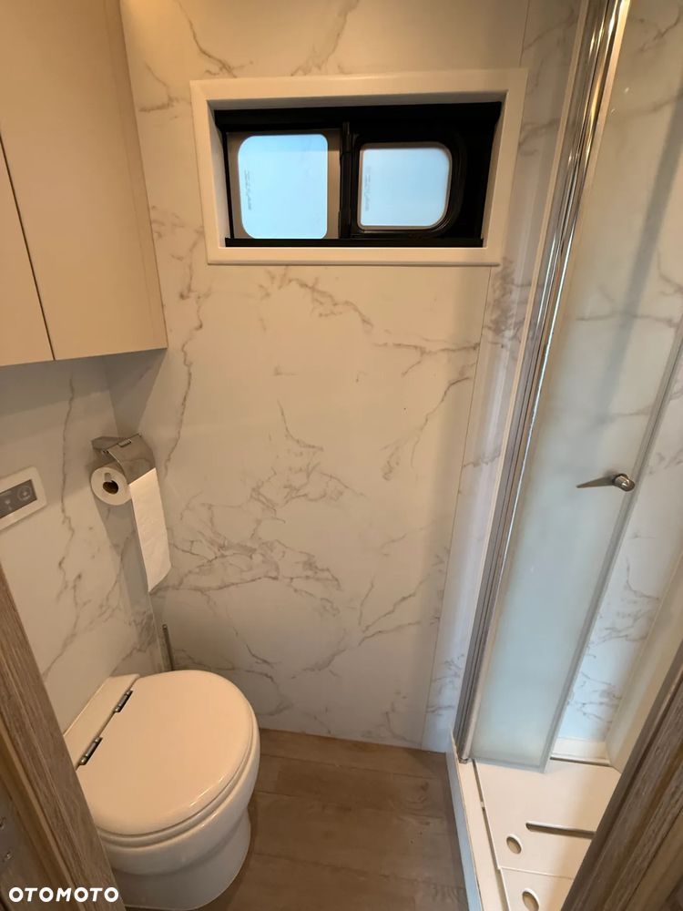 Scania Koniowóz STX S770 5-koni + Duża przyczepa, 4-konie - 33