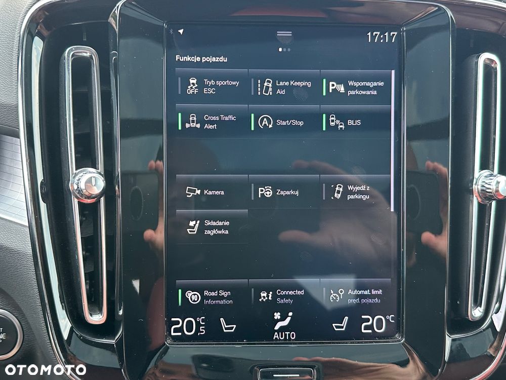 Volvo XC 40 - 23